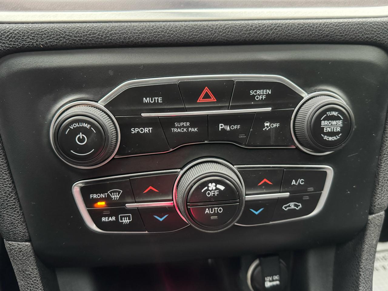 Dodge Charger SXT AWD 2019