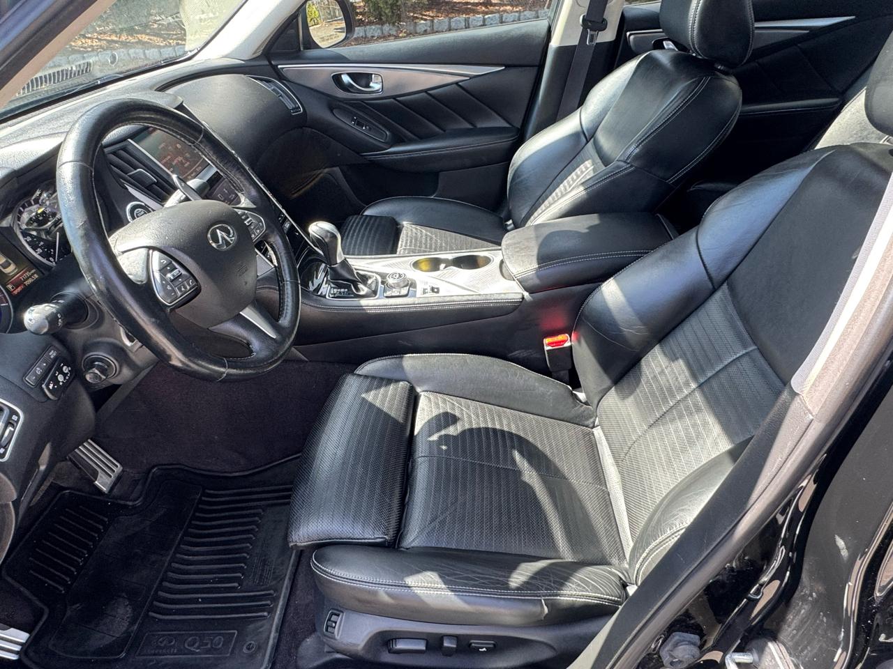 Infiniti Q50 Red Sport 400 AWD 2016