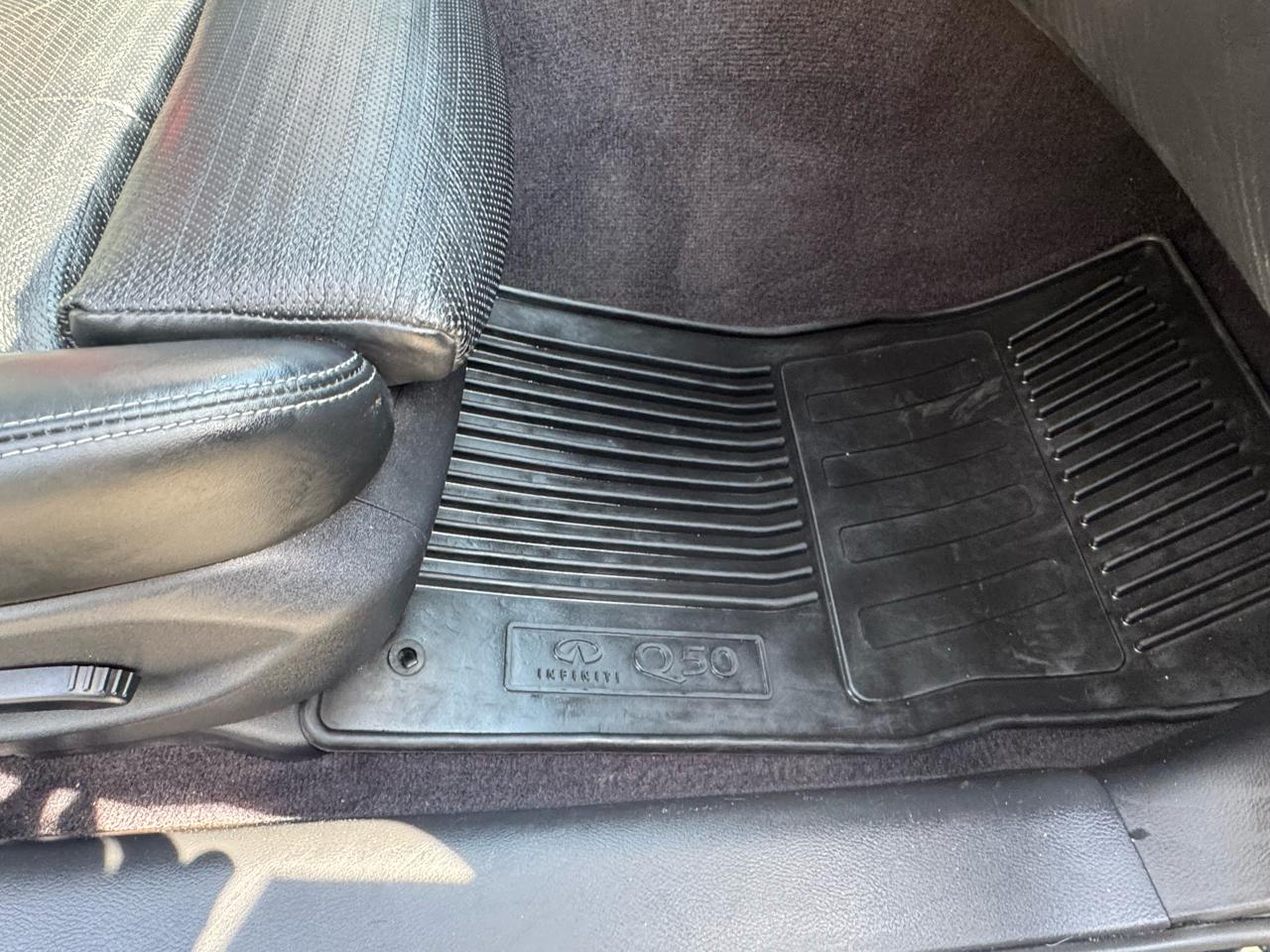 Infiniti Q50 Red Sport 400 AWD 2016