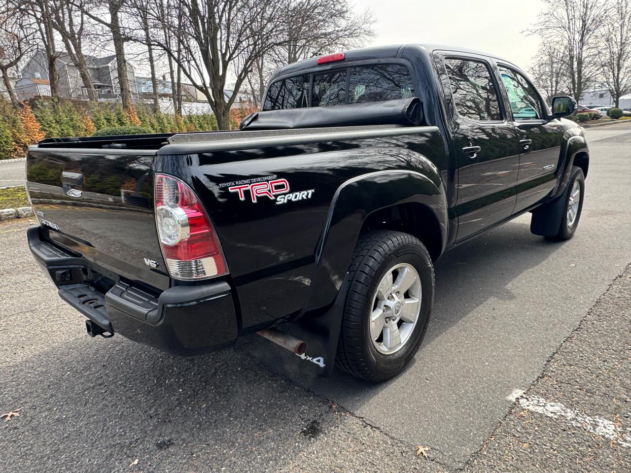 Toyota Tacoma Double Cab V6 4WD 2013