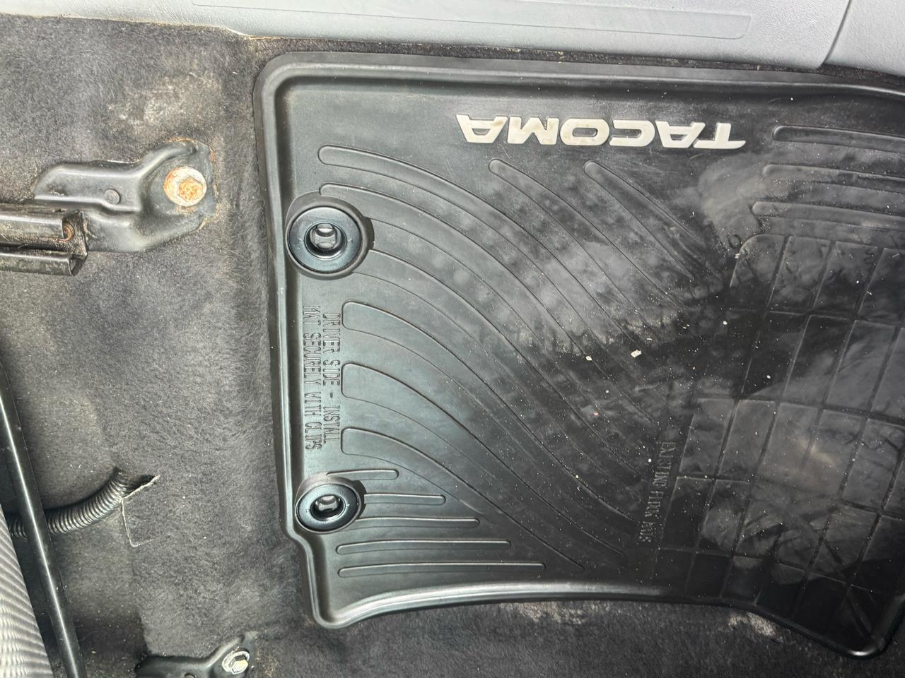 Toyota Tacoma Double Cab V6 4WD 2013