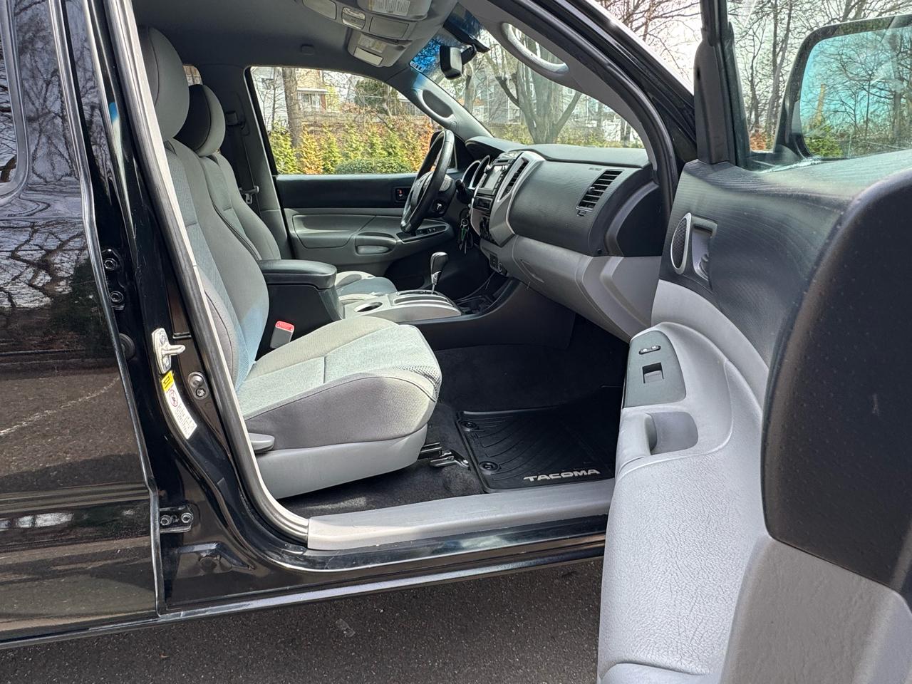 Toyota Tacoma Double Cab V6 4WD 2013