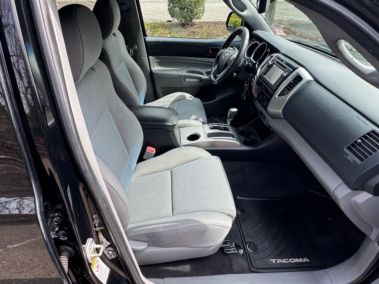 Toyota Tacoma Double Cab V6 4WD 2013