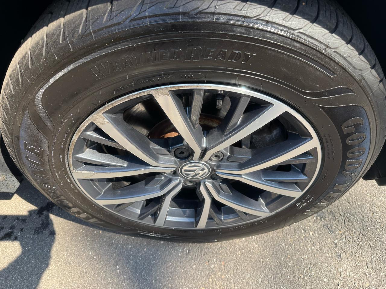 Volkswagen Tiguan SEL 4Motion AWD 2019