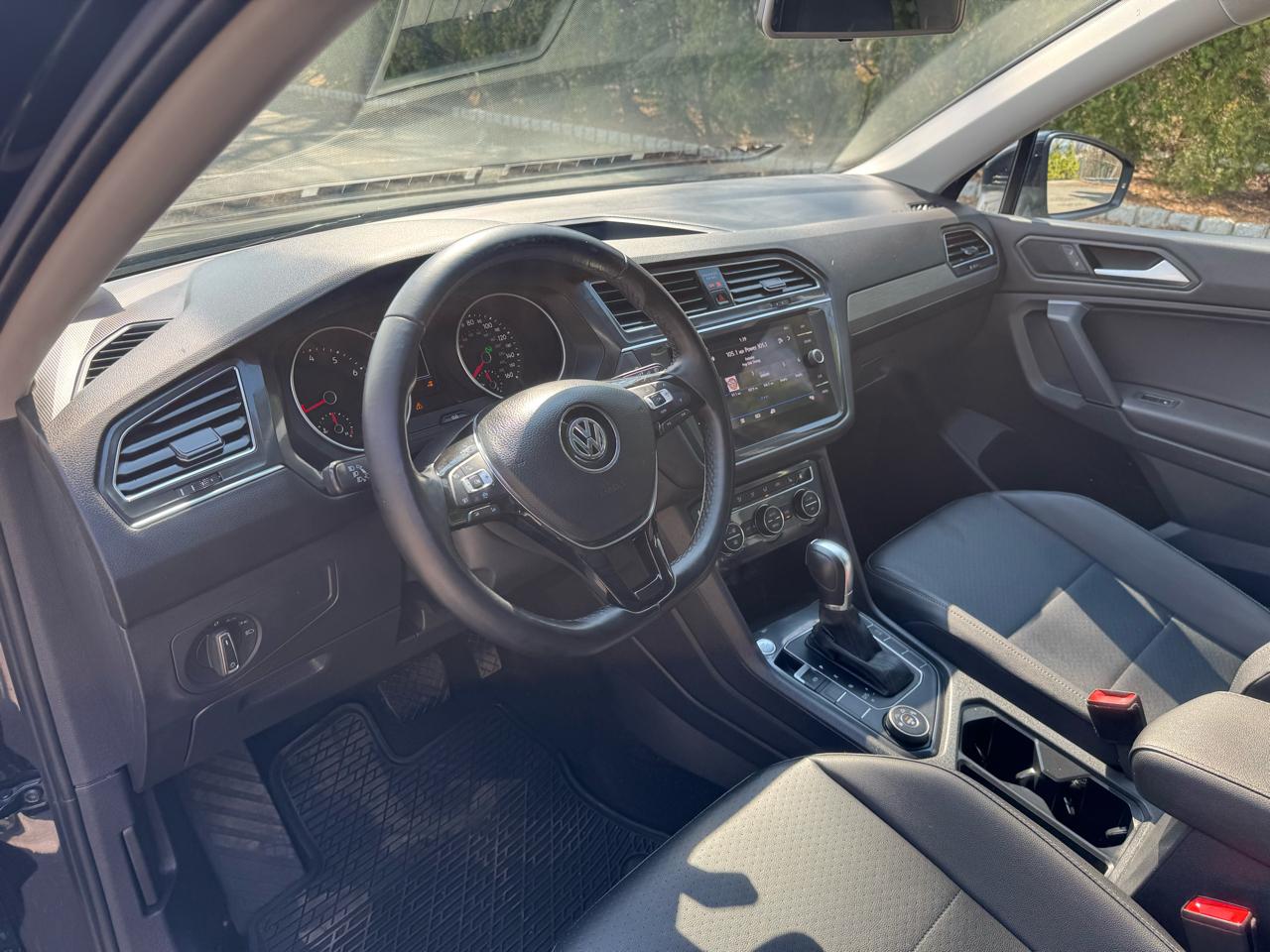 Volkswagen Tiguan SEL 4Motion AWD 2019