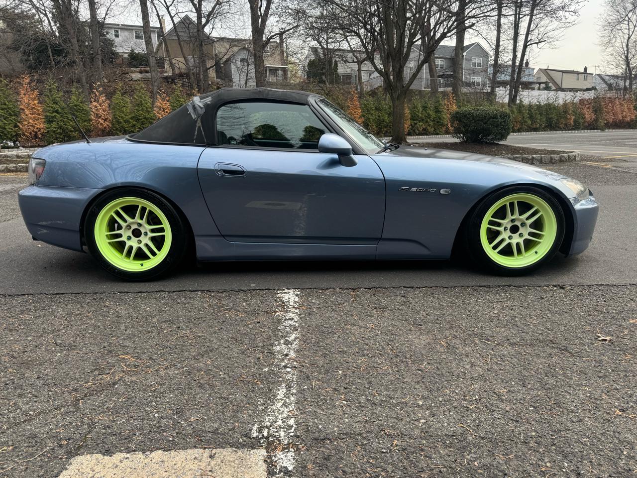 Honda S2000 Roadster 2005