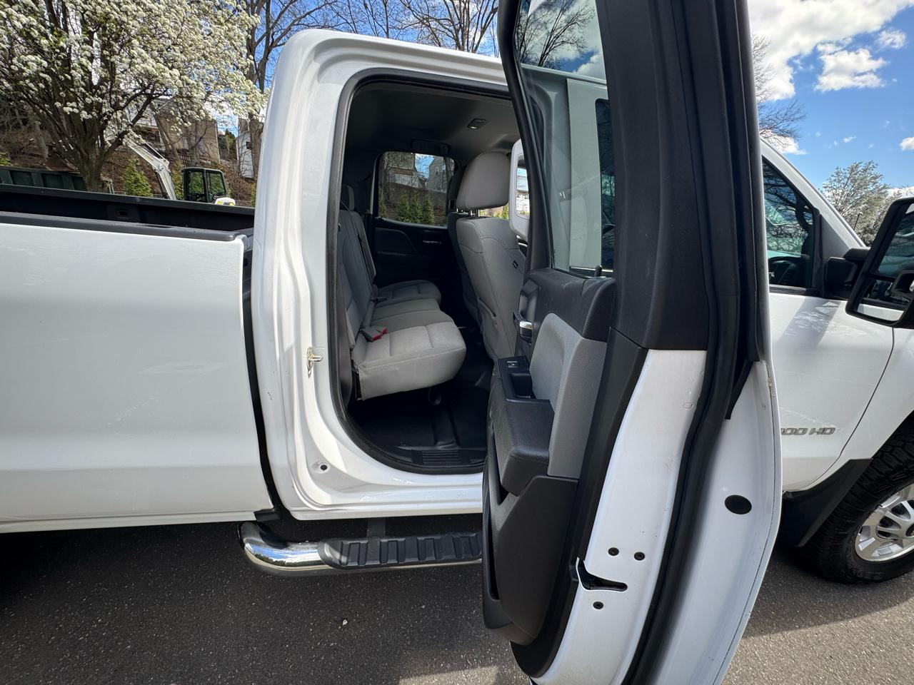 Chevrolet Silverado 2500HD 4WD Crew Cab 153.7" Work Truck 2016