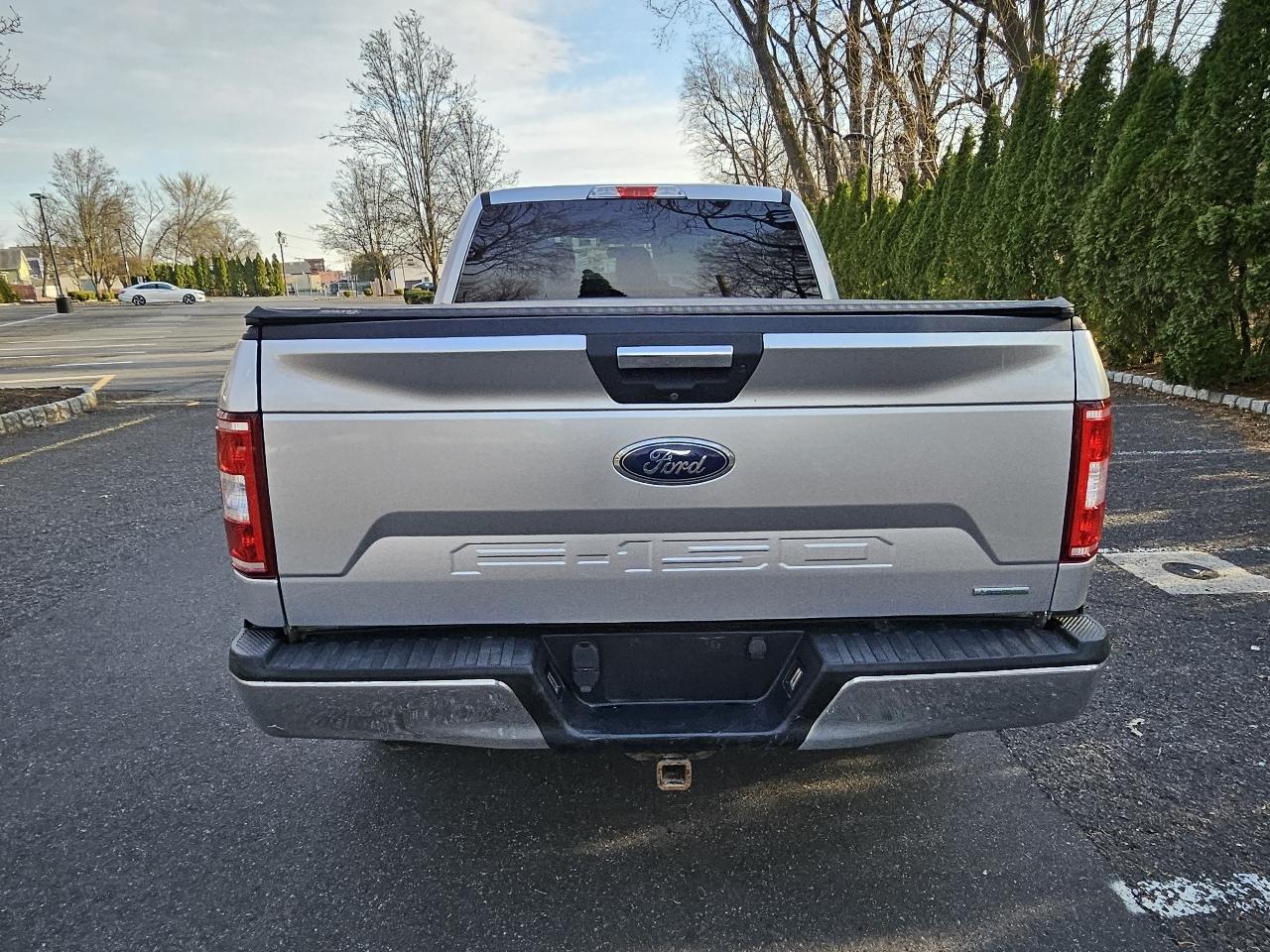 Ford F-150 4WD SuperCab 133" XLT 2018