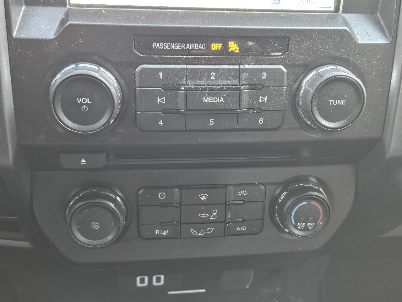 Ford F-150 4WD SuperCab 133" XLT 2018