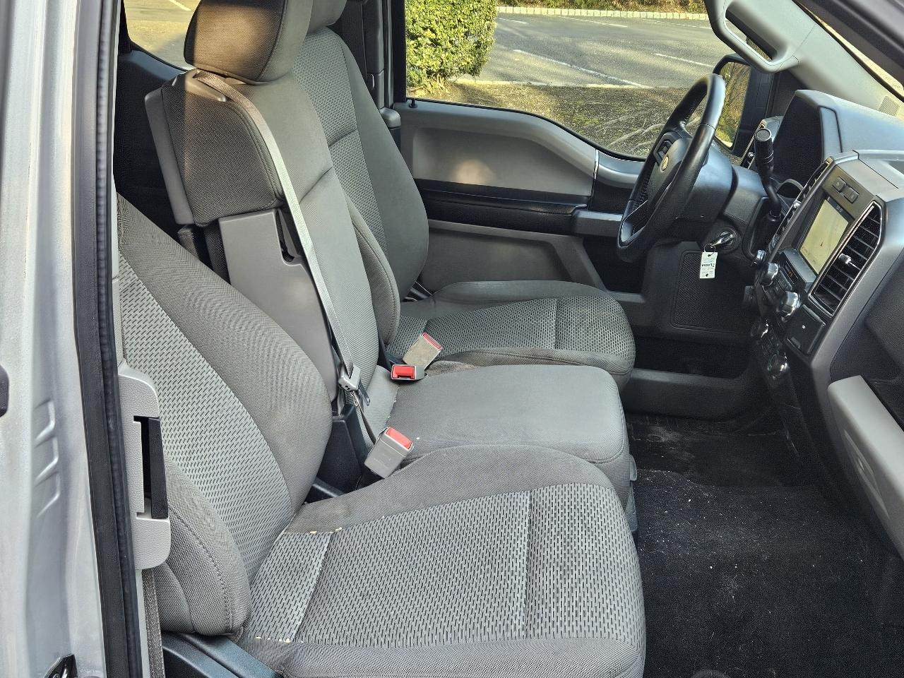 Ford F-150 4WD SuperCab 133" XLT 2018