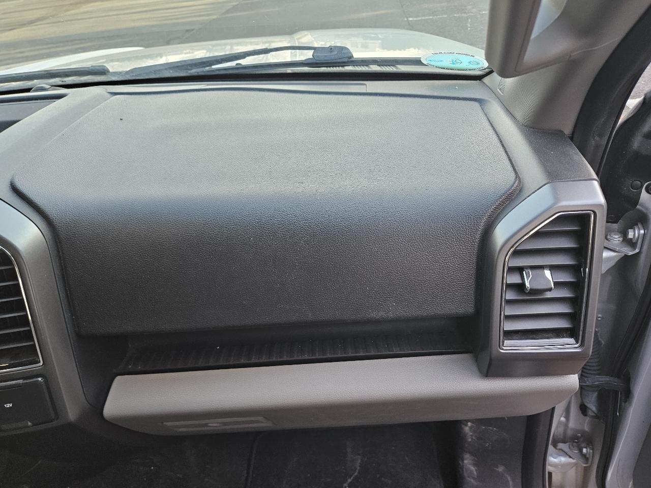 Ford F-150 4WD SuperCab 133" XLT 2018