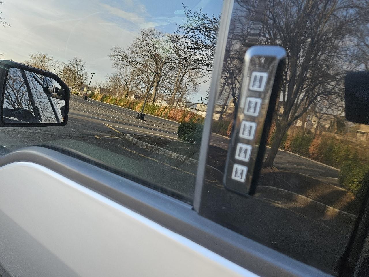 Ford F-150 4WD SuperCab 133" XLT 2018