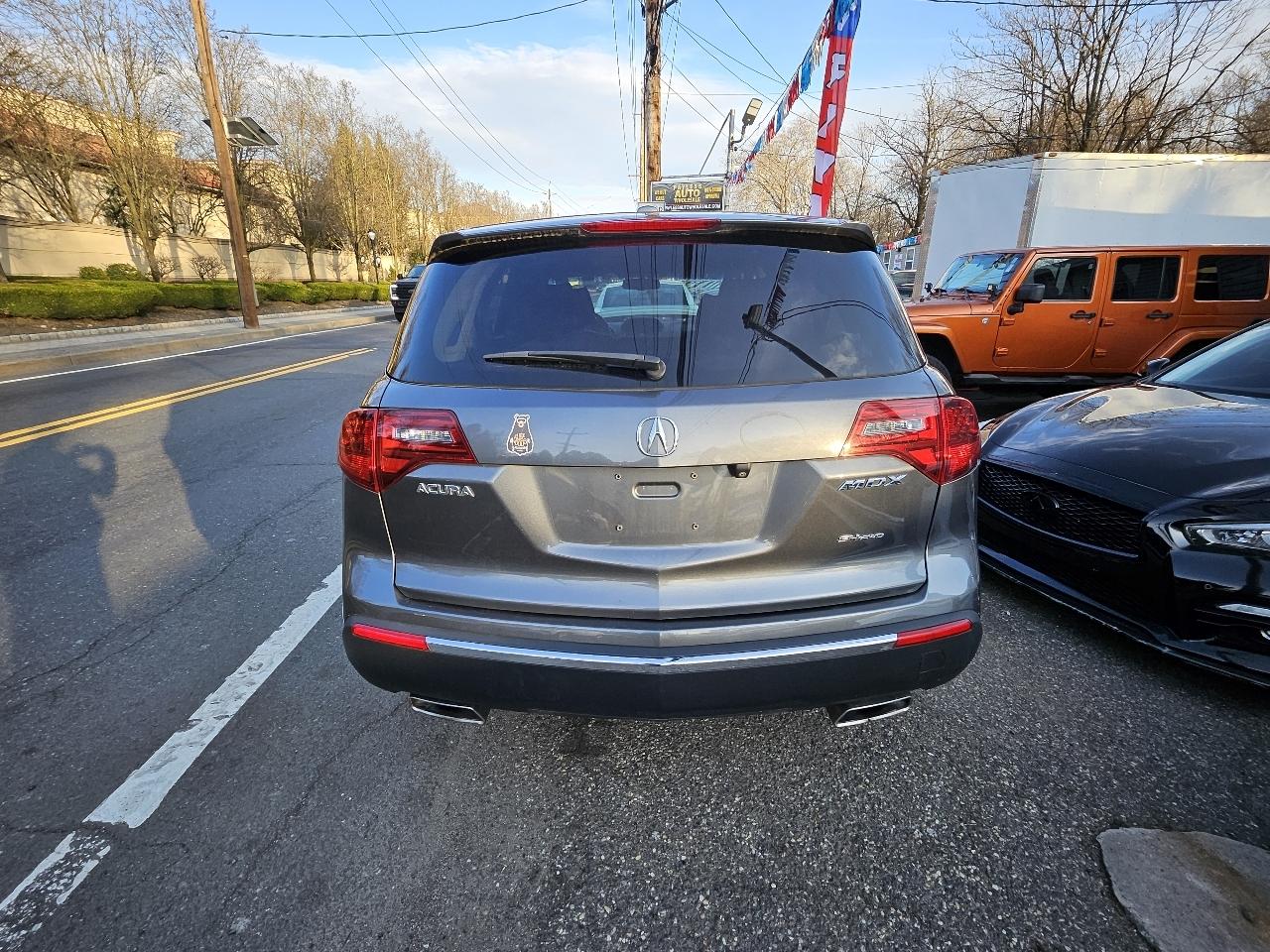 Acura MDX 6-Spd AT w/Tech Package 2012