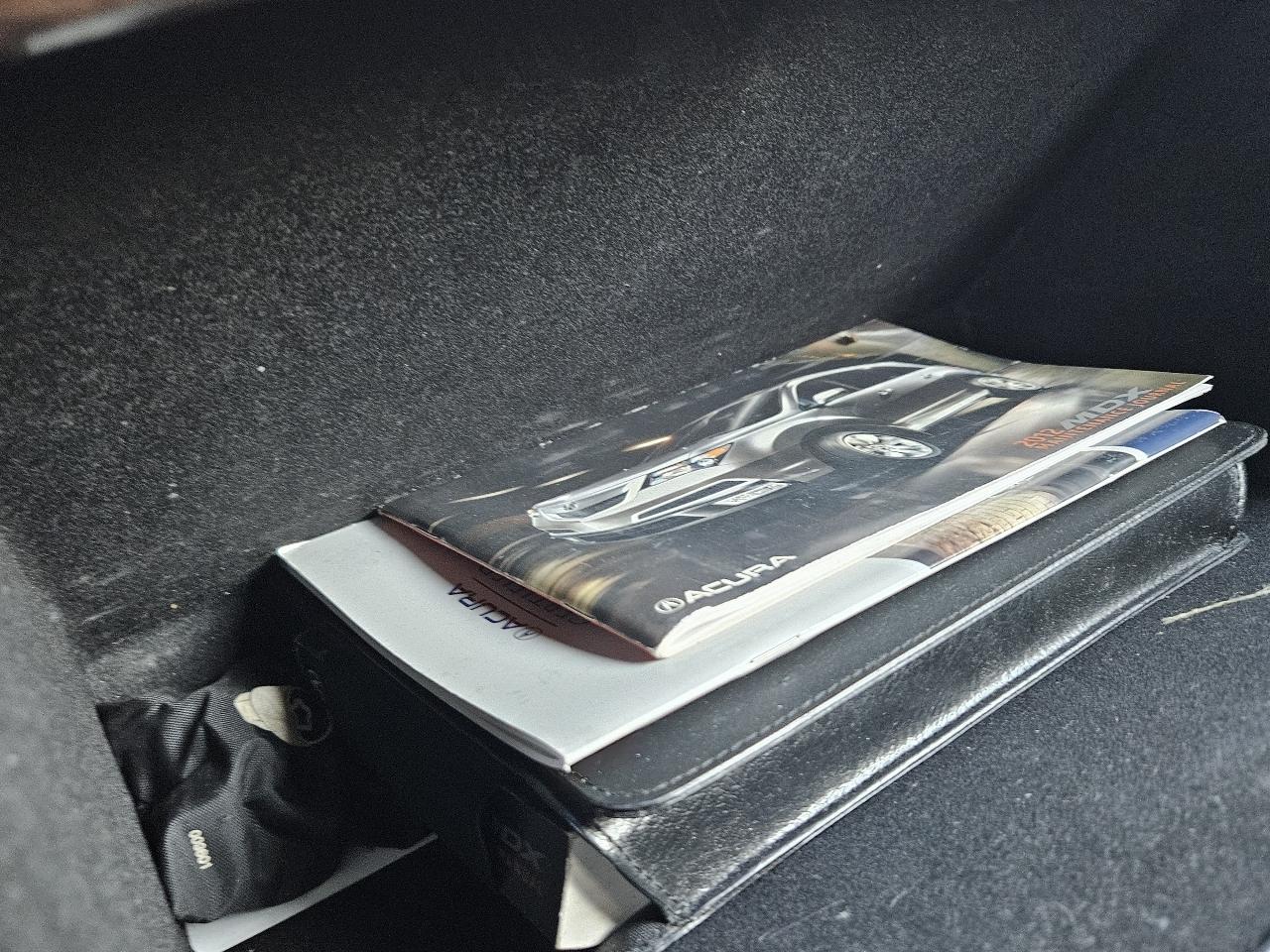 Acura MDX 6-Spd AT w/Tech Package 2012