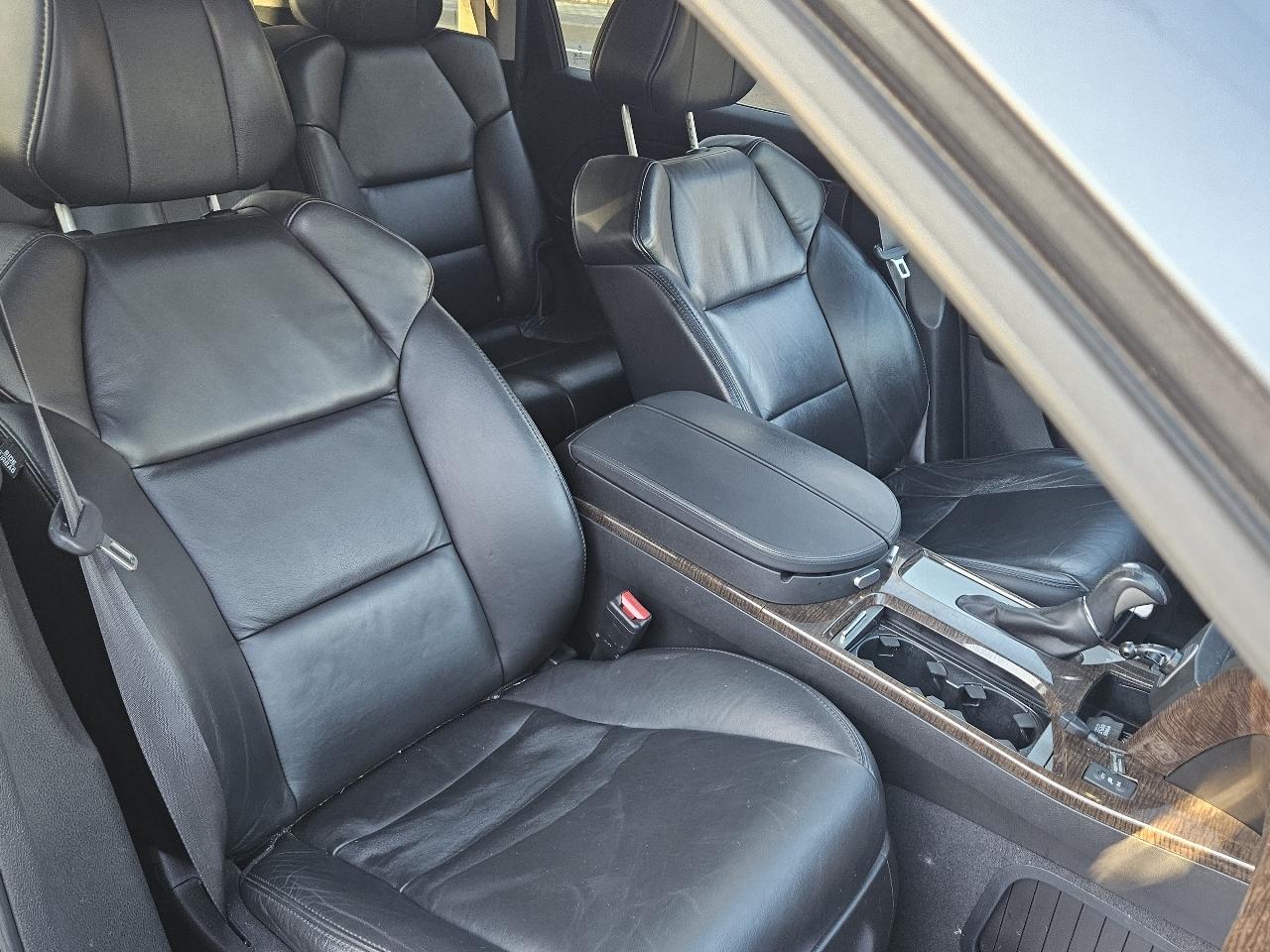 Acura MDX 6-Spd AT w/Tech Package 2012