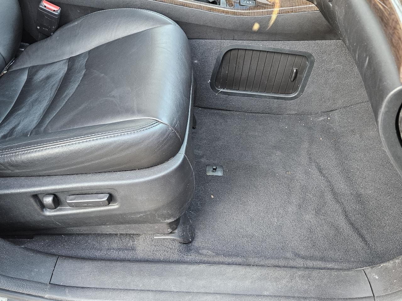 Acura MDX 6-Spd AT w/Tech Package 2012