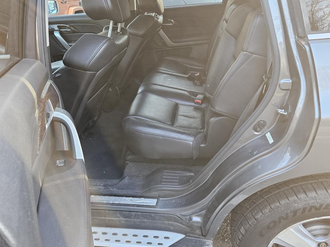 Acura MDX 6-Spd AT w/Tech Package 2012