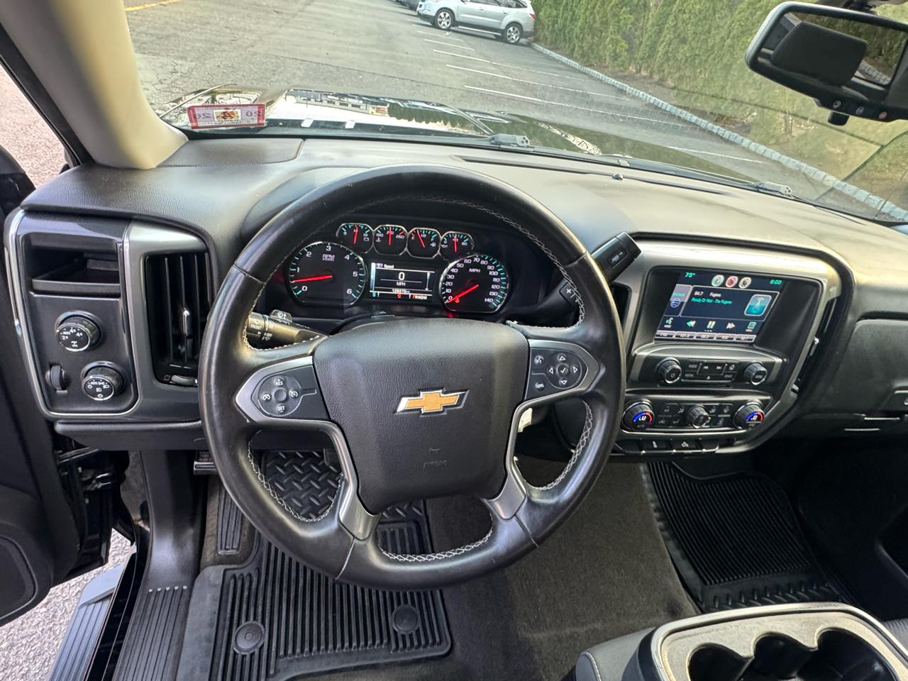 Chevrolet Silverado 1500 Crew Cab 143.5" WB 4WD LT 2015