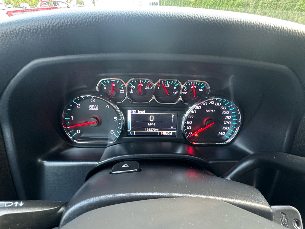 Chevrolet Silverado 1500 Crew Cab 143.5" WB 4WD LT 2015