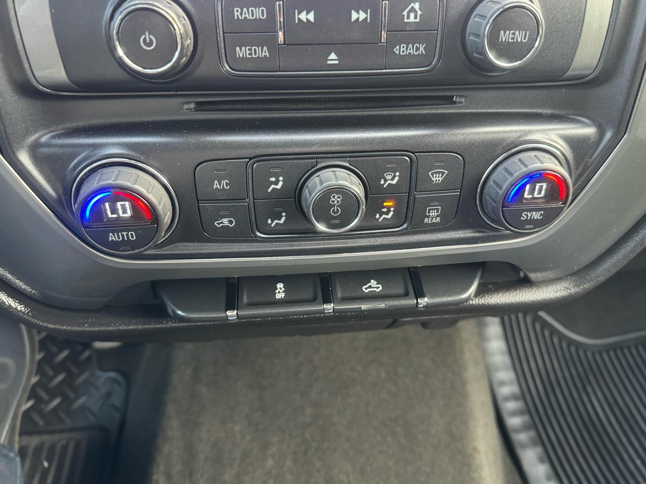 Chevrolet Silverado 1500 Crew Cab 143.5" WB 4WD LT 2015