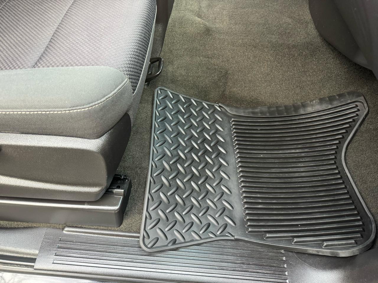 Chevrolet Silverado 1500 Crew Cab 143.5" WB 4WD LT 2015