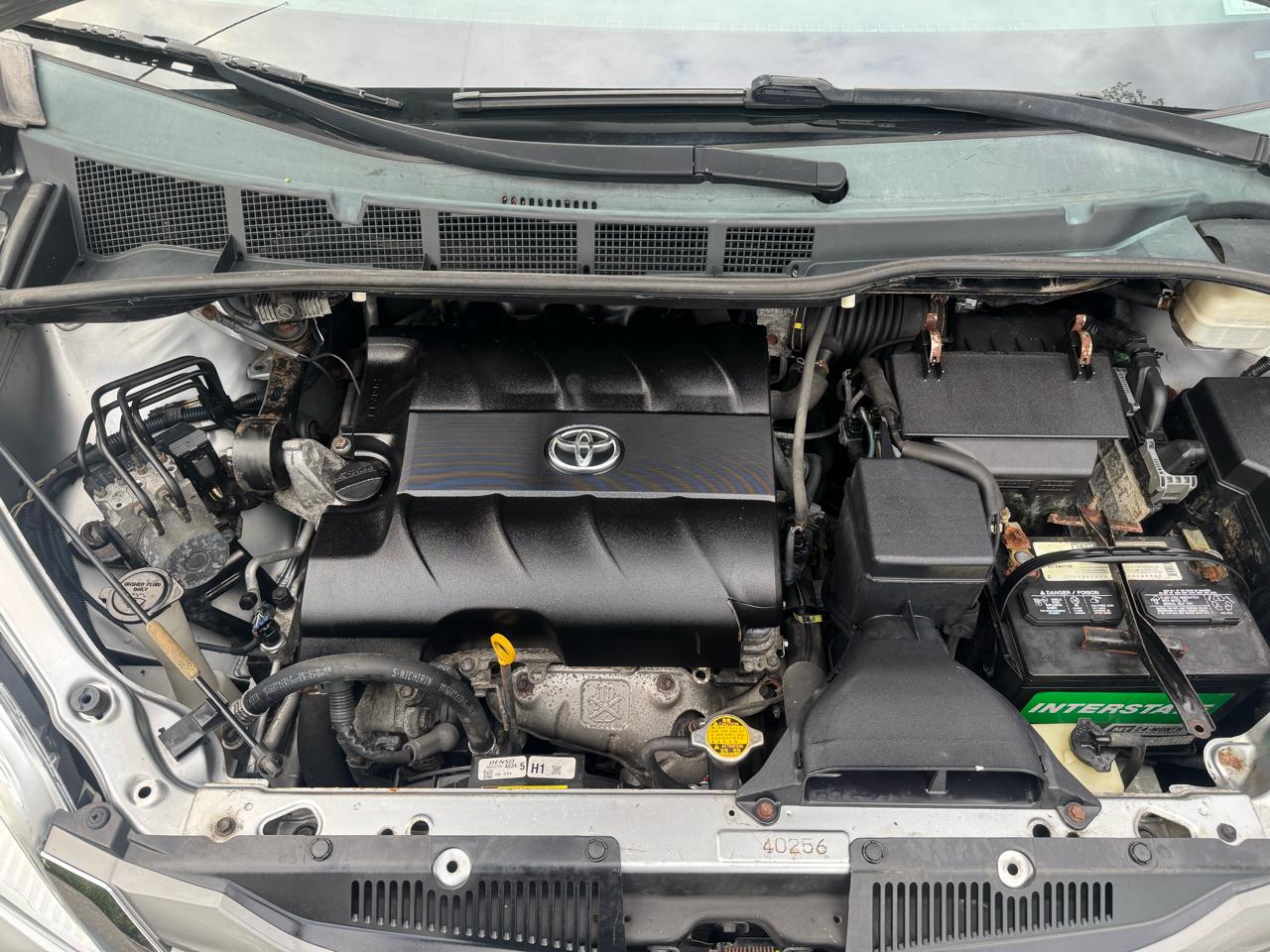 Toyota Sienna Limited 7-Pass V6 2011