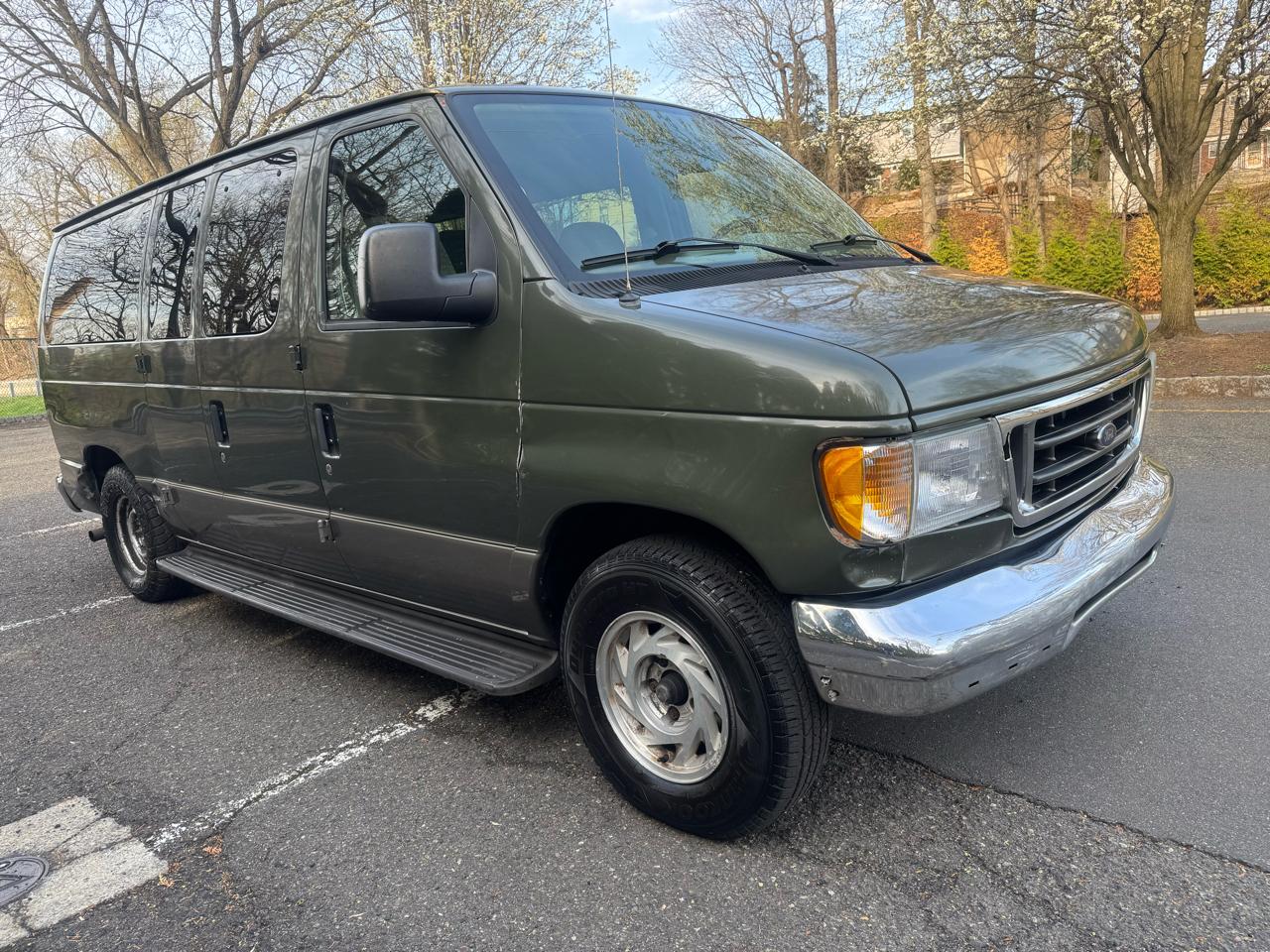 2003 Ford Econoline E-150 XL