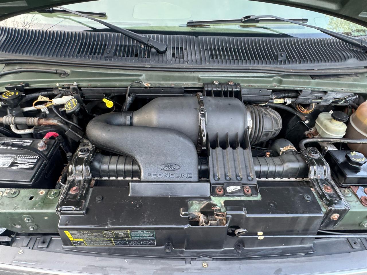 Ford Econoline E-150 XL 2003