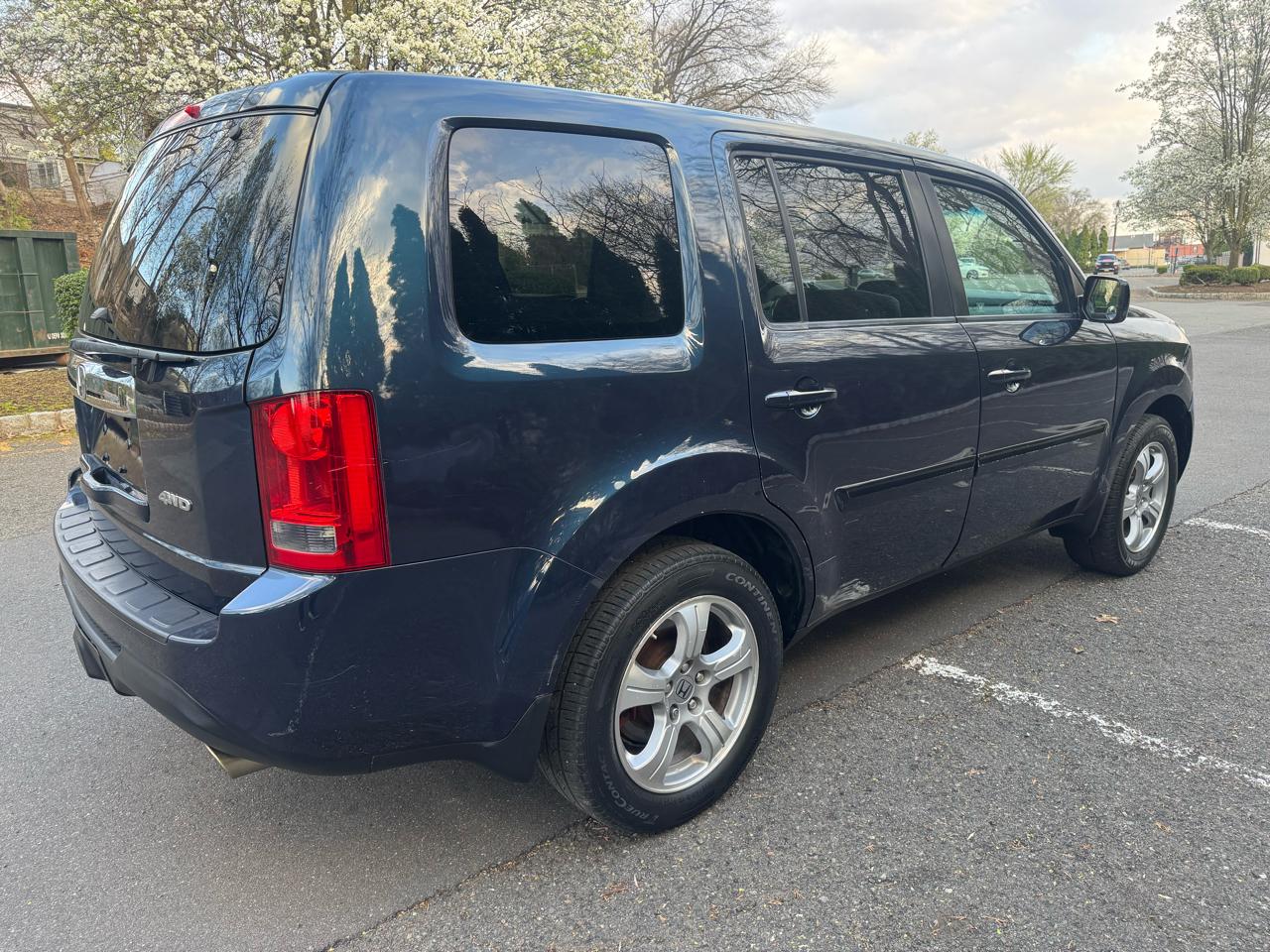 Honda Pilot EX-L 4WD 5-Spd AT 2012