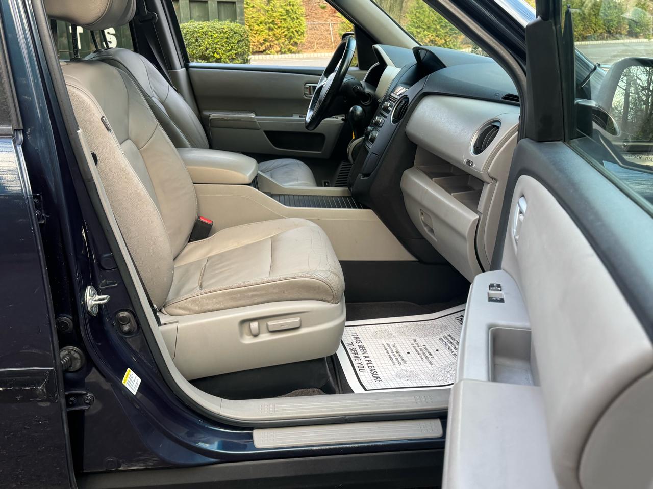 Honda Pilot EX-L 4WD 5-Spd AT 2012