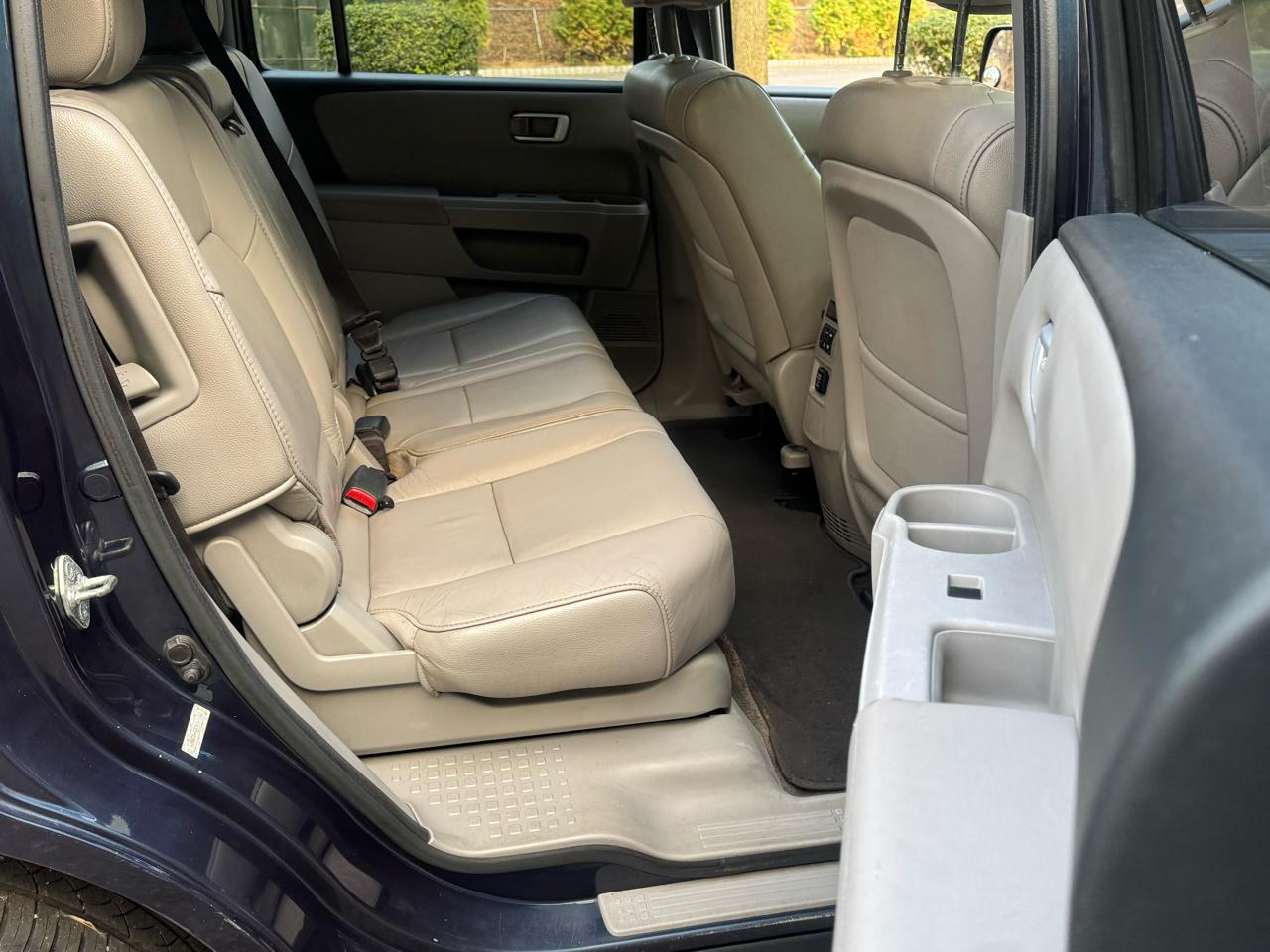 Honda Pilot EX-L 4WD 5-Spd AT 2012