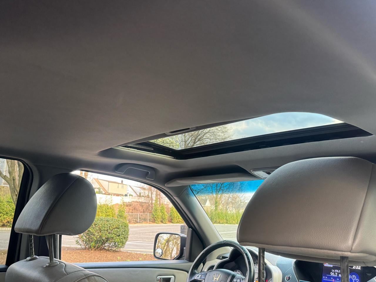 Honda Pilot EX-L 4WD 5-Spd AT 2012