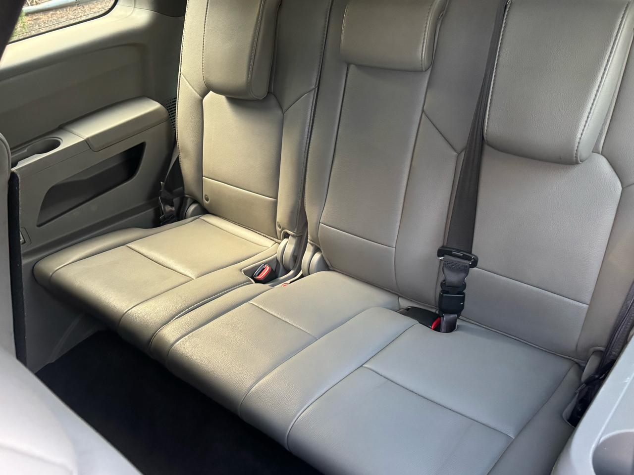 Honda Pilot EX-L 4WD 5-Spd AT 2012