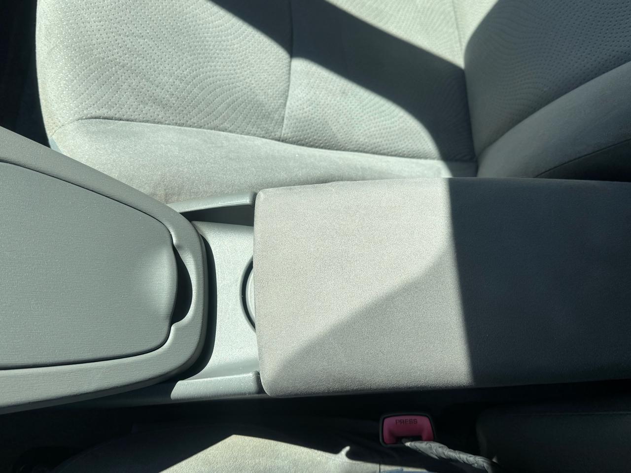 Toyota Prius Prius V 2010