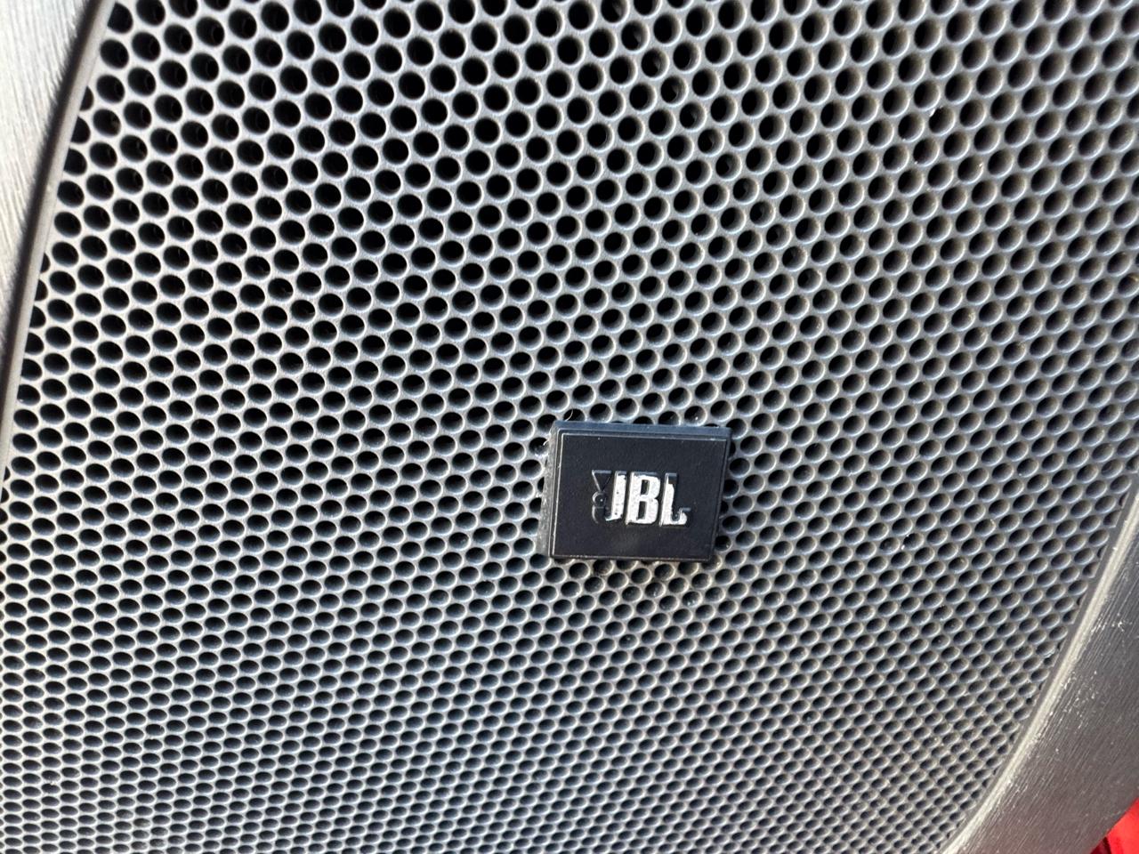 Toyota Prius Prius V 2010