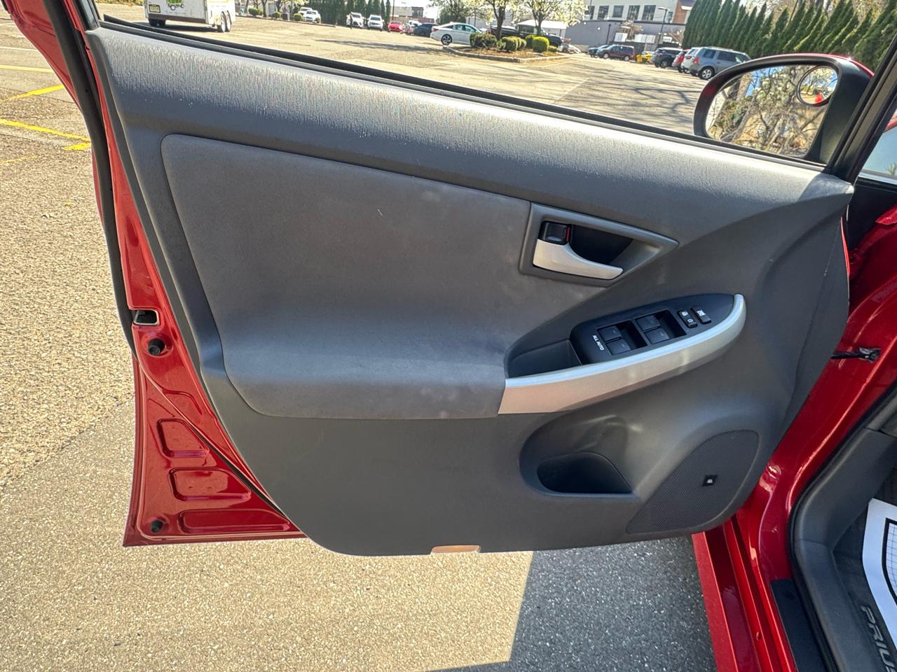 Toyota Prius Prius V 2010