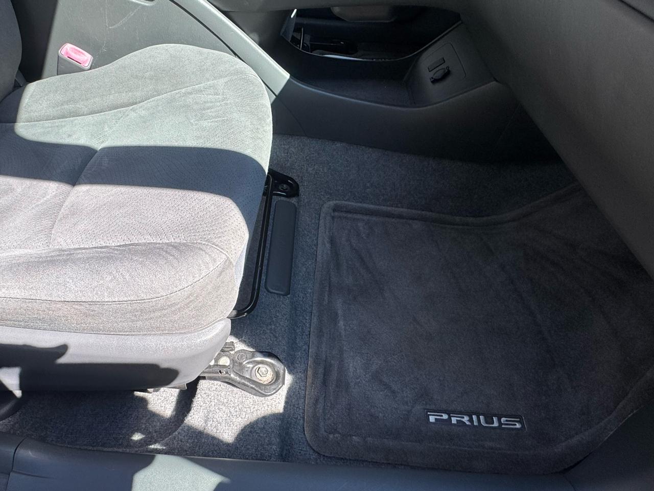 Toyota Prius Prius V 2010