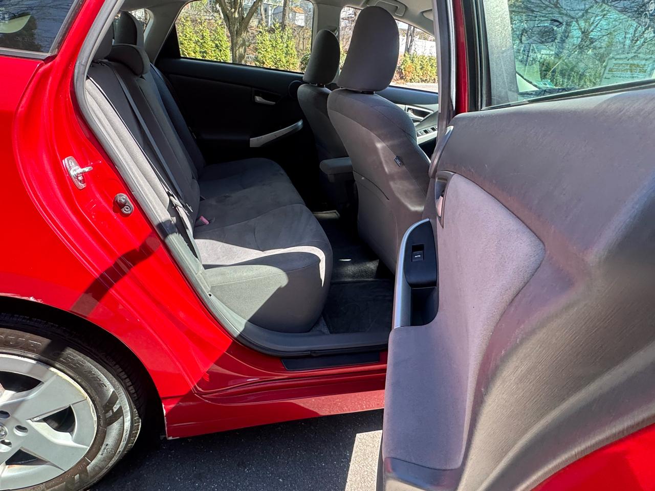 Toyota Prius Prius V 2010