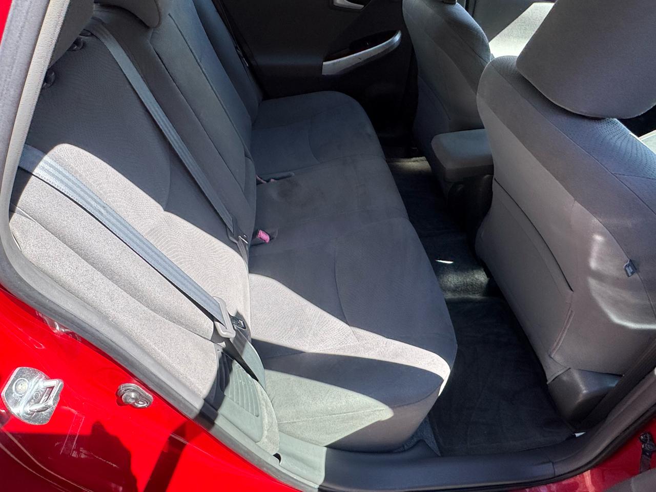 Toyota Prius Prius V 2010