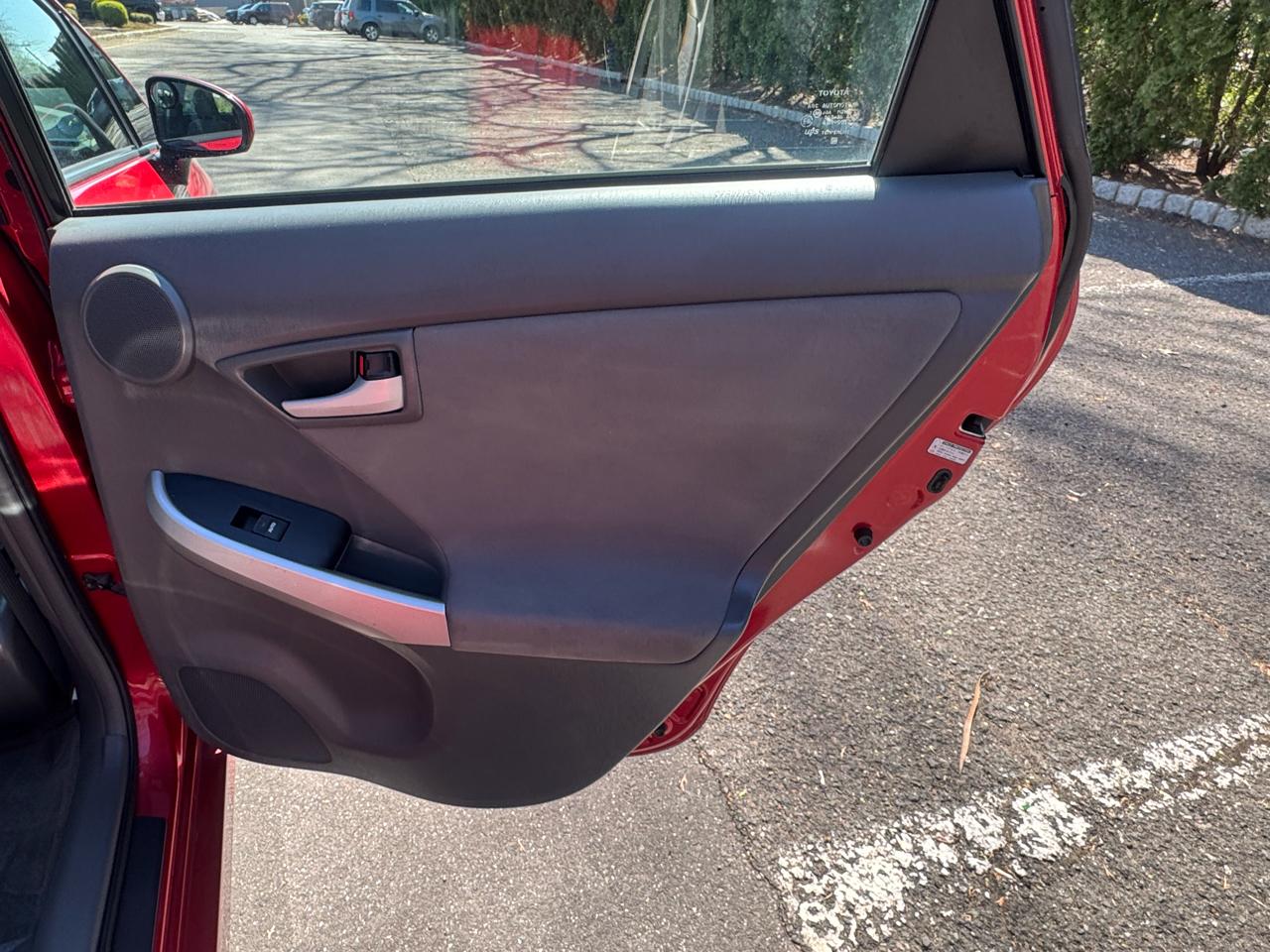 Toyota Prius Prius V 2010