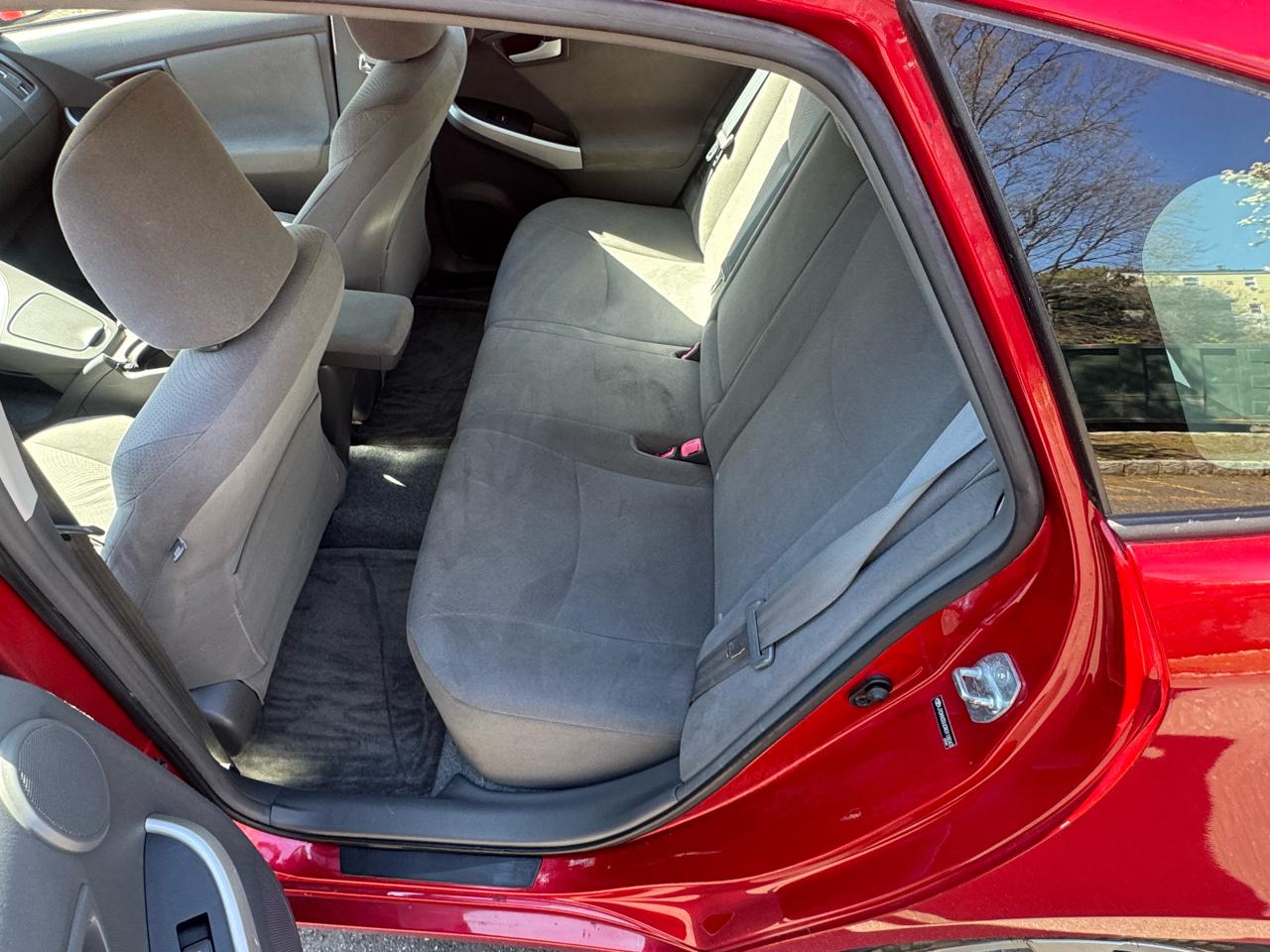 Toyota Prius Prius V 2010