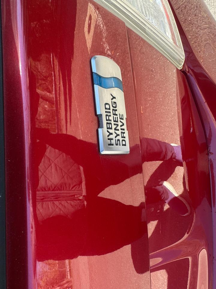 Toyota Prius Prius V 2010