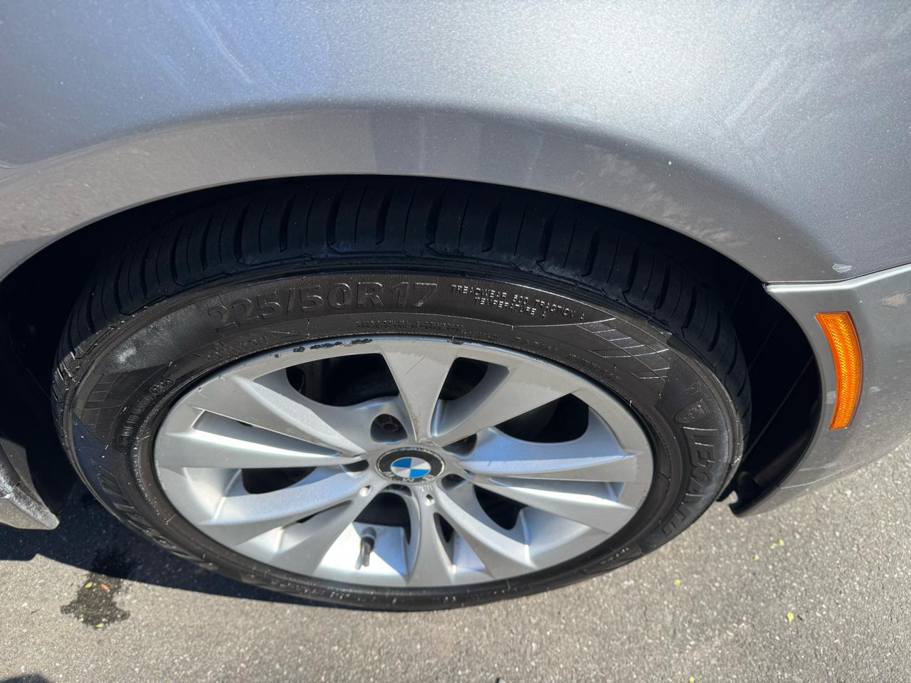 BMW 5-Series 535xi 2010