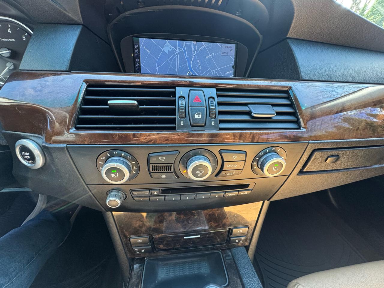 BMW 5-Series 535xi 2010