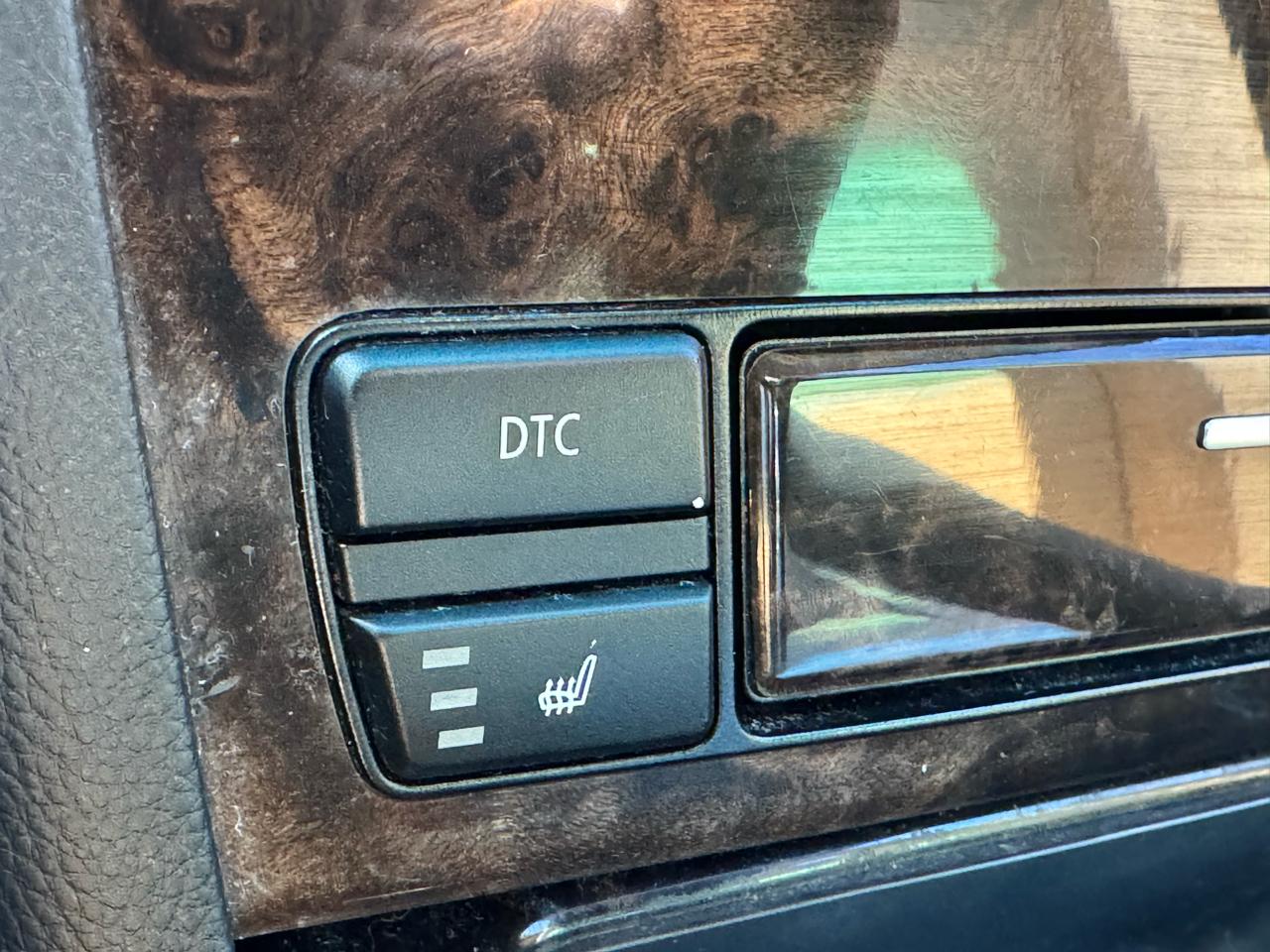 BMW 5-Series 535xi 2010