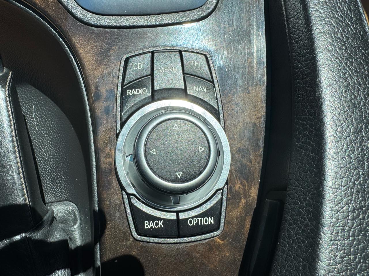 BMW 5-Series 535xi 2010