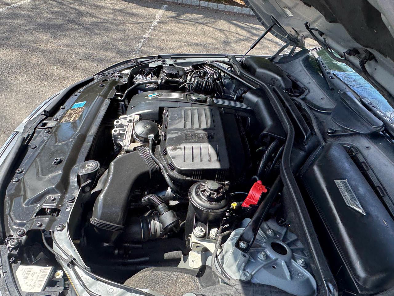 BMW 5-Series 535xi 2010