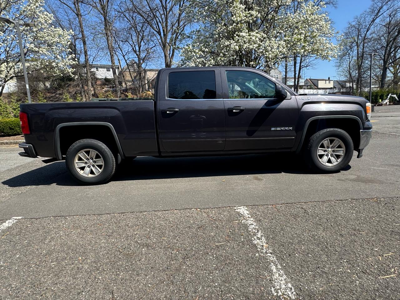GMC Sierra 1500 4WD Crew Cab 153.0" SLE 2014