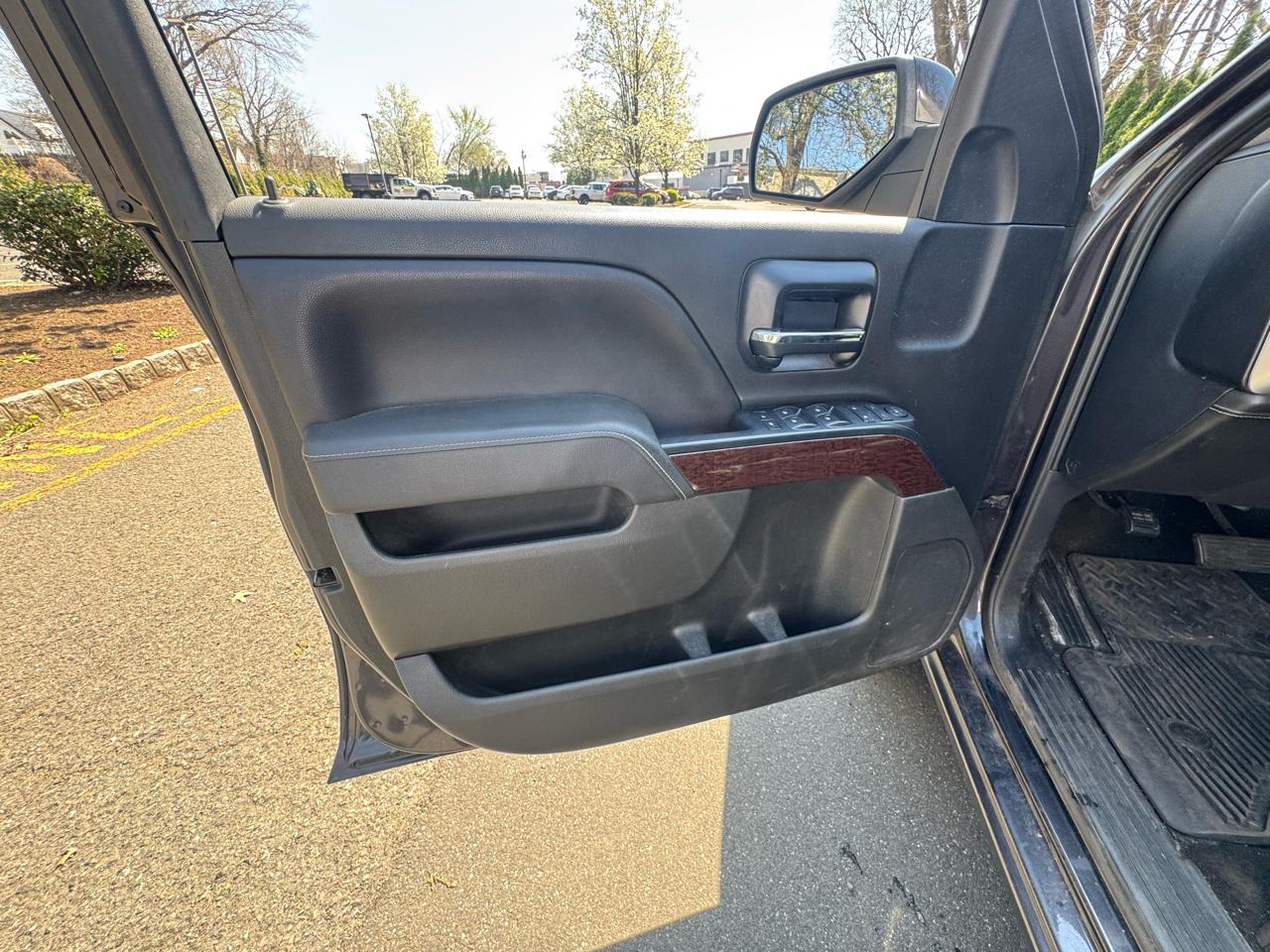 GMC Sierra 1500 4WD Crew Cab 153.0" SLE 2014