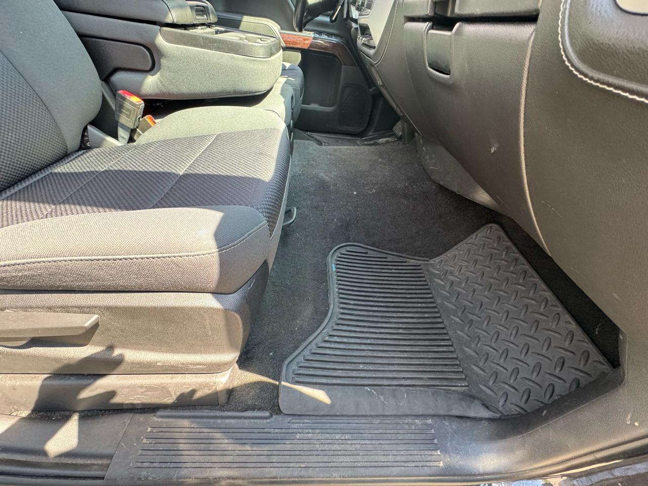 GMC Sierra 1500 4WD Crew Cab 153.0" SLE 2014